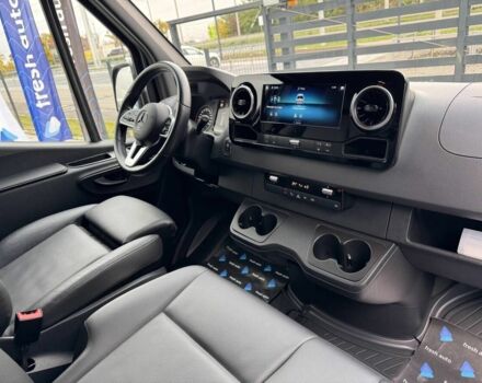 Серый Мерседес Sprinter, объемом двигателя 3 л и пробегом 93 тыс. км за 74900 $, фото 3 на Automoto.ua