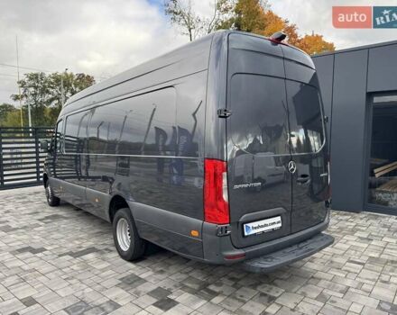Серый Мерседес Sprinter, объемом двигателя 3 л и пробегом 94 тыс. км за 74900 $, фото 9 на Automoto.ua