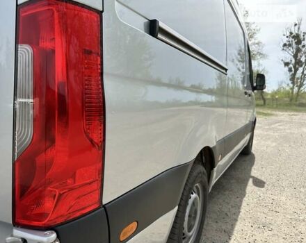 Серый Мерседес Sprinter, объемом двигателя 0 л и пробегом 270 тыс. км за 32000 $, фото 10 на Automoto.ua