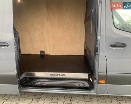 Серый Мерседес Sprinter, объемом двигателя 20 л и пробегом 187 тыс. км за 29500 $, фото 36 на Automoto.ua