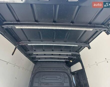 Серый Мерседес Sprinter, объемом двигателя 2 л и пробегом 299 тыс. км за 27200 $, фото 27 на Automoto.ua