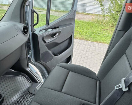 Серый Мерседес Sprinter, объемом двигателя 2.2 л и пробегом 241 тыс. км за 22900 $, фото 33 на Automoto.ua