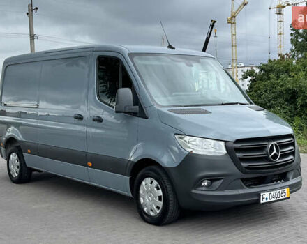 Серый Мерседес Sprinter, объемом двигателя 2.2 л и пробегом 241 тыс. км за 22900 $, фото 12 на Automoto.ua