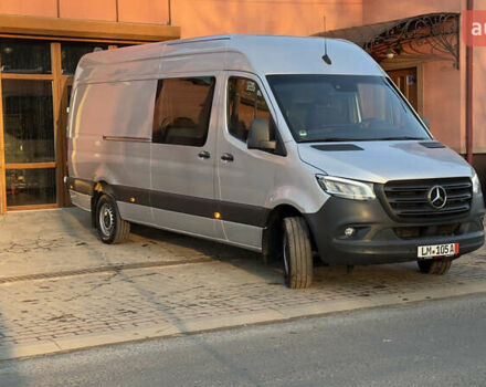 Серый Мерседес Sprinter, объемом двигателя 1.95 л и пробегом 299 тыс. км за 33083 $, фото 75 на Automoto.ua
