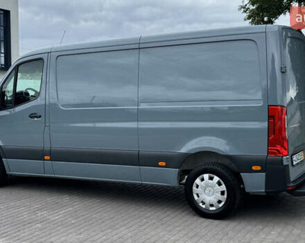 Серый Мерседес Sprinter, объемом двигателя 2.2 л и пробегом 241 тыс. км за 22900 $, фото 6 на Automoto.ua