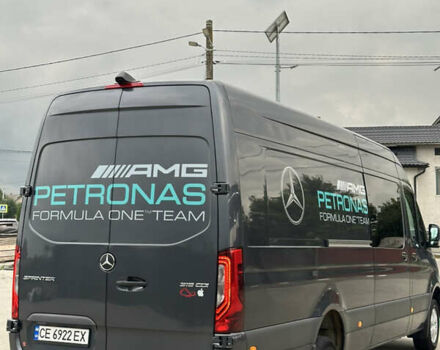 Серый Мерседес Sprinter, объемом двигателя 2.99 л и пробегом 312 тыс. км за 69336 $, фото 5 на Automoto.ua