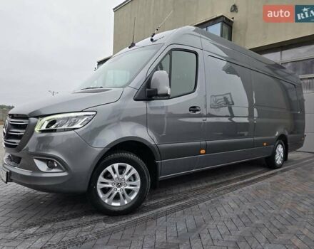 Серый Мерседес Sprinter, объемом двигателя 2.99 л и пробегом 1 тыс. км за 120452 $, фото 3 на Automoto.ua