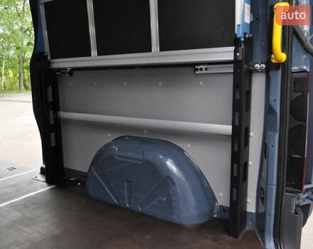 Серый Мерседес Sprinter, объемом двигателя 2.14 л и пробегом 137 тыс. км за 31000 $, фото 50 на Automoto.ua