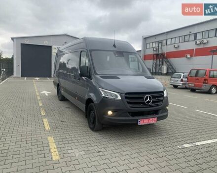 Серый Мерседес Sprinter, объемом двигателя 20 л и пробегом 187 тыс. км за 29500 $, фото 4 на Automoto.ua