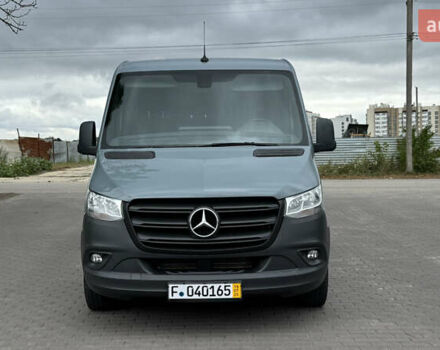 Серый Мерседес Sprinter, объемом двигателя 2.2 л и пробегом 241 тыс. км за 22900 $, фото 10 на Automoto.ua