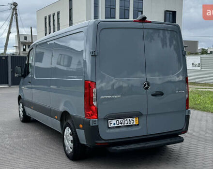Серый Мерседес Sprinter, объемом двигателя 2.2 л и пробегом 241 тыс. км за 22900 $, фото 5 на Automoto.ua