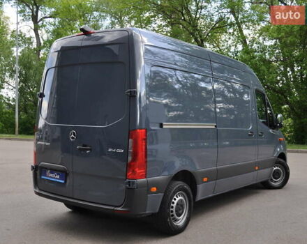 Серый Мерседес Sprinter, объемом двигателя 2.14 л и пробегом 137 тыс. км за 31000 $, фото 8 на Automoto.ua