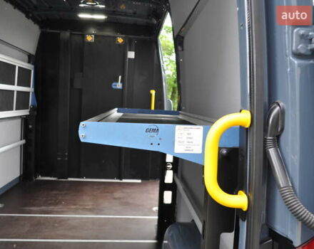 Серый Мерседес Sprinter, объемом двигателя 2.14 л и пробегом 137 тыс. км за 31000 $, фото 51 на Automoto.ua
