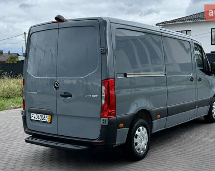 Серый Мерседес Sprinter, объемом двигателя 2.2 л и пробегом 241 тыс. км за 22900 $, фото 4 на Automoto.ua