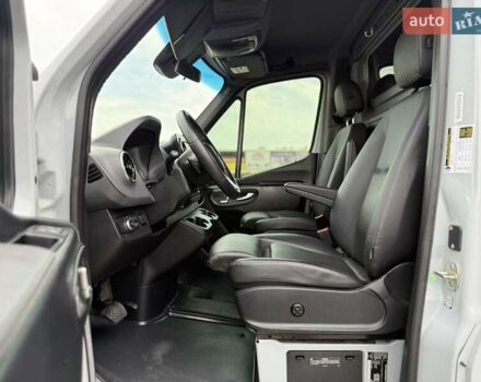 Серый Мерседес Sprinter, объемом двигателя 2.99 л и пробегом 79 тыс. км за 39900 $, фото 18 на Automoto.ua