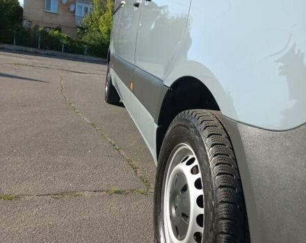 Серый Мерседес Sprinter, объемом двигателя 1.95 л и пробегом 264 тыс. км за 25200 $, фото 15 на Automoto.ua