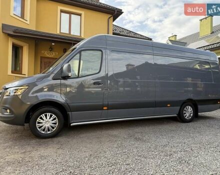 Серый Мерседес Sprinter, объемом двигателя 2 л и пробегом 239 тыс. км за 29950 $, фото 5 на Automoto.ua