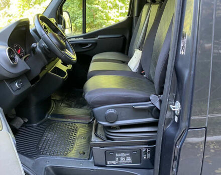 Сірий Мерседес Sprinter, об'ємом двигуна 1.95 л та пробігом 22 тис. км за 37289 $, фото 18 на Automoto.ua
