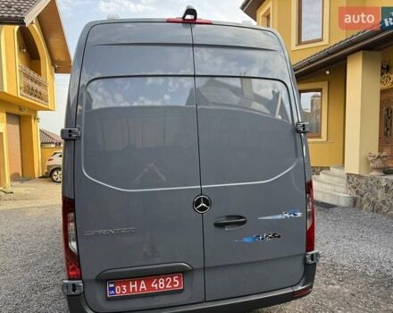 Серый Мерседес Sprinter, объемом двигателя 2 л и пробегом 239 тыс. км за 29950 $, фото 9 на Automoto.ua