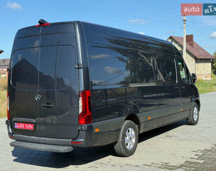 Серый Мерседес Sprinter, объемом двигателя 2 л и пробегом 234 тыс. км за 38900 $, фото 4 на Automoto.ua