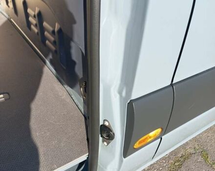 Серый Мерседес Sprinter, объемом двигателя 1.95 л и пробегом 264 тыс. км за 25200 $, фото 43 на Automoto.ua