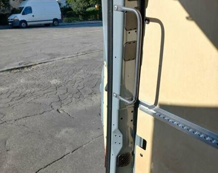 Серый Мерседес Sprinter, объемом двигателя 1.95 л и пробегом 264 тыс. км за 25200 $, фото 35 на Automoto.ua