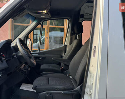 Серый Мерседес Sprinter, объемом двигателя 1.95 л и пробегом 216 тыс. км за 29300 $, фото 51 на Automoto.ua