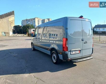 Серый Мерседес Sprinter, объемом двигателя 1.95 л и пробегом 264 тыс. км за 25200 $, фото 4 на Automoto.ua