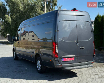 Серый Мерседес Sprinter, объемом двигателя 2 л и пробегом 234 тыс. км за 38900 $, фото 5 на Automoto.ua