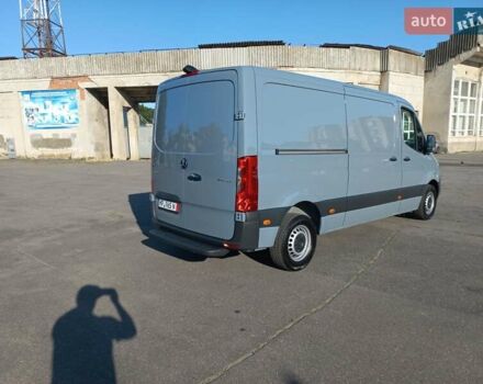 Серый Мерседес Sprinter, объемом двигателя 1.95 л и пробегом 264 тыс. км за 25200 $, фото 3 на Automoto.ua