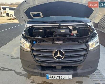 Серый Мерседес Sprinter, объемом двигателя 2.99 л и пробегом 100 тыс. км за 46285 $, фото 5 на Automoto.ua
