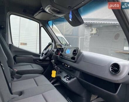 Серый Мерседес Sprinter, объемом двигателя 2.08 л и пробегом 95 тыс. км за 33250 $, фото 35 на Automoto.ua