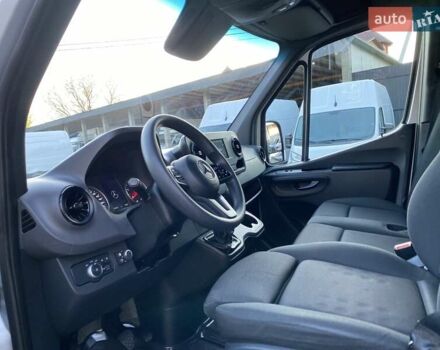 Серый Мерседес Sprinter, объемом двигателя 2.08 л и пробегом 98 тыс. км за 32999 $, фото 44 на Automoto.ua
