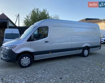 Серый Мерседес Sprinter, объемом двигателя 2.08 л и пробегом 98 тыс. км за 32999 $, фото 12 на Automoto.ua
