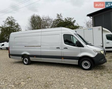 Серый Мерседес Sprinter, объемом двигателя 2.08 л и пробегом 95 тыс. км за 33250 $, фото 10 на Automoto.ua