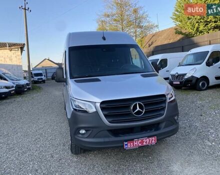 Серый Мерседес Sprinter, объемом двигателя 2.08 л и пробегом 98 тыс. км за 32999 $, фото 2 на Automoto.ua