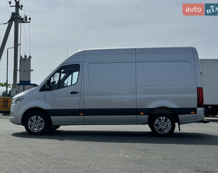 Серый Мерседес Sprinter, объемом двигателя 2 л и пробегом 13 тыс. км за 47301 $, фото 2 на Automoto.ua