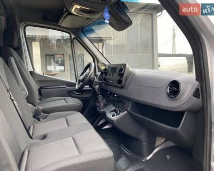 Сірий Мерседес Sprinter, об'ємом двигуна 1.95 л та пробігом 95 тис. км за 32999 $, фото 42 на Automoto.ua