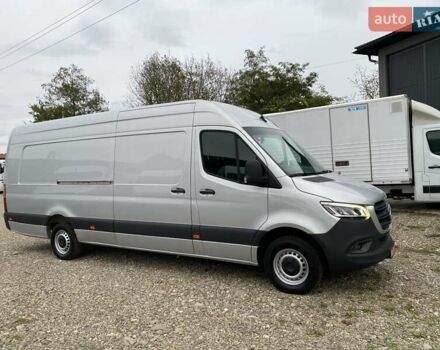 Серый Мерседес Sprinter, объемом двигателя 2.08 л и пробегом 95 тыс. км за 33250 $, фото 9 на Automoto.ua