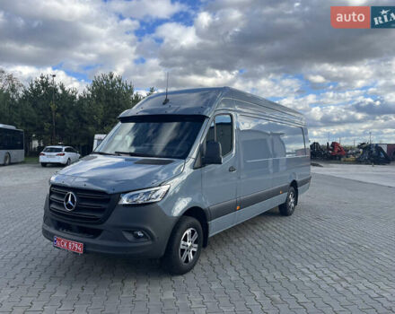 Серый Мерседес Sprinter, объемом двигателя 0 л и пробегом 3 тыс. км за 57555 $, фото 4 на Automoto.ua
