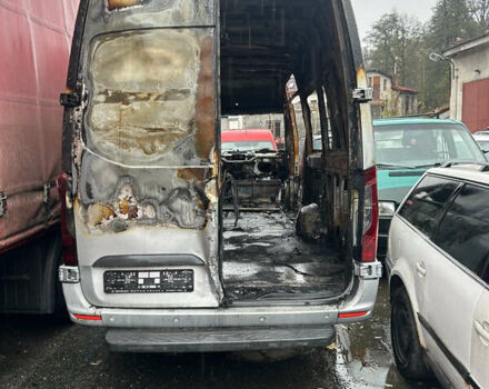 Сірий Мерседес Sprinter, об'ємом двигуна 2.99 л та пробігом 300 тис. км за 18553 $, фото 3 на Automoto.ua