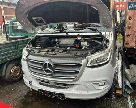 Сірий Мерседес Sprinter, об'ємом двигуна 2.99 л та пробігом 300 тис. км за 18553 $, фото 2 на Automoto.ua