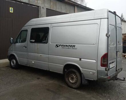 Серый Мерседес Sprinter, объемом двигателя 2.15 л и пробегом 362 тыс. км за 4400 $, фото 5 на Automoto.ua