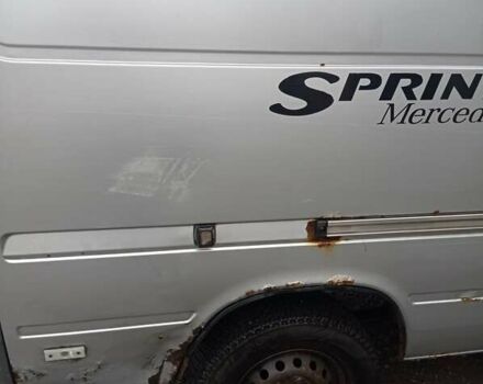 Серый Мерседес Sprinter, объемом двигателя 2.15 л и пробегом 362 тыс. км за 4400 $, фото 9 на Automoto.ua