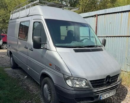 Серый Мерседес Sprinter, объемом двигателя 2.1 л и пробегом 372 тыс. км за 5700 $, фото 2 на Automoto.ua