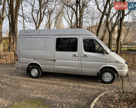 Серый Мерседес Sprinter, объемом двигателя 2.7 л и пробегом 350 тыс. км за 9200 $, фото 3 на Automoto.ua