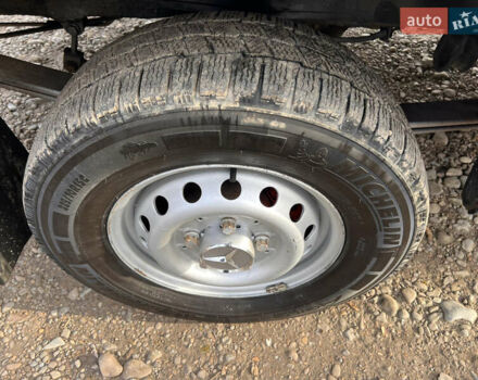 Серый Мерседес Sprinter, объемом двигателя 2.7 л и пробегом 350 тыс. км за 9200 $, фото 17 на Automoto.ua