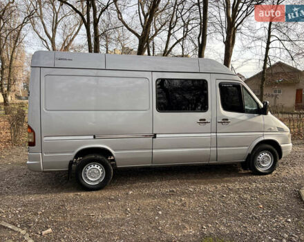 Серый Мерседес Sprinter, объемом двигателя 2.7 л и пробегом 350 тыс. км за 9200 $, фото 4 на Automoto.ua