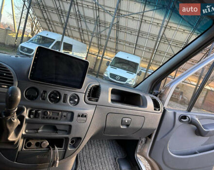 Сірий Мерседес Sprinter, об'ємом двигуна 2.15 л та пробігом 350 тис. км за 10000 $, фото 13 на Automoto.ua