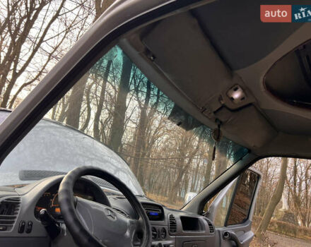 Серый Мерседес Sprinter, объемом двигателя 2.7 л и пробегом 350 тыс. км за 9200 $, фото 27 на Automoto.ua